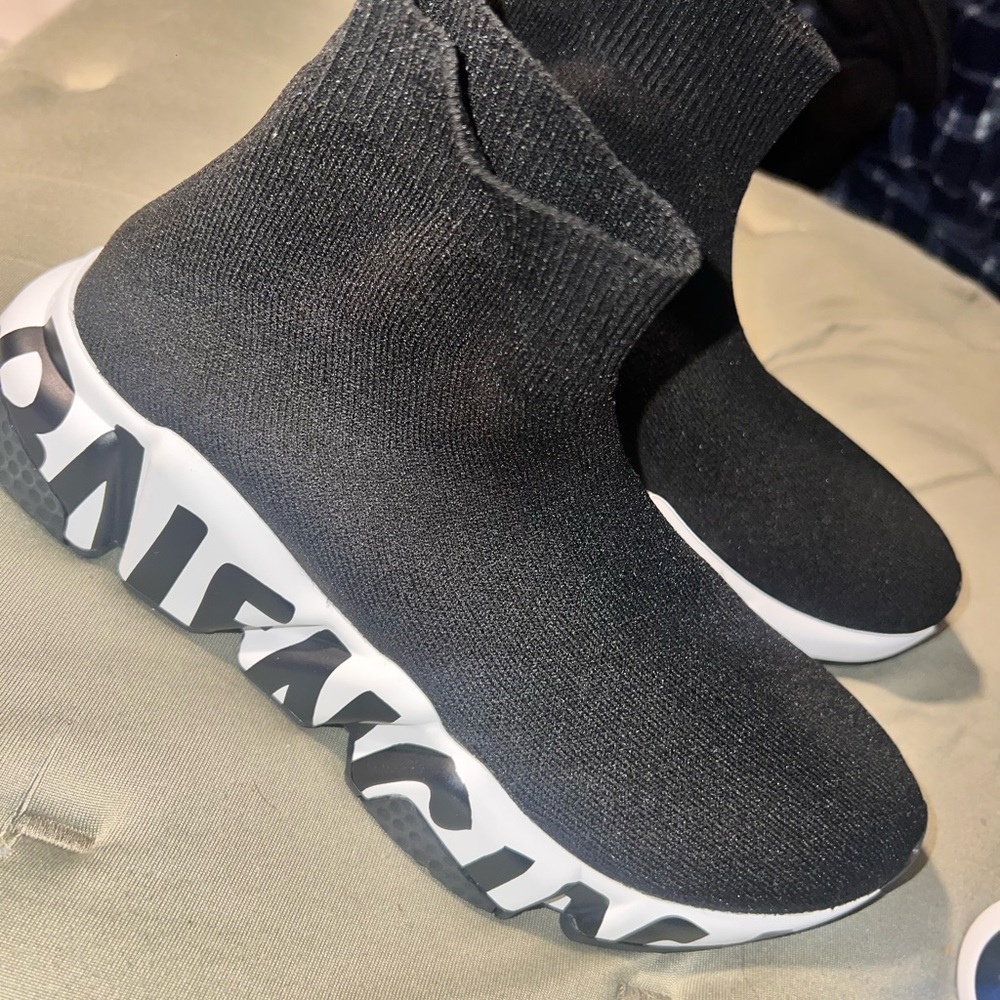 Balenciaga Speed LT Graffiti size 5